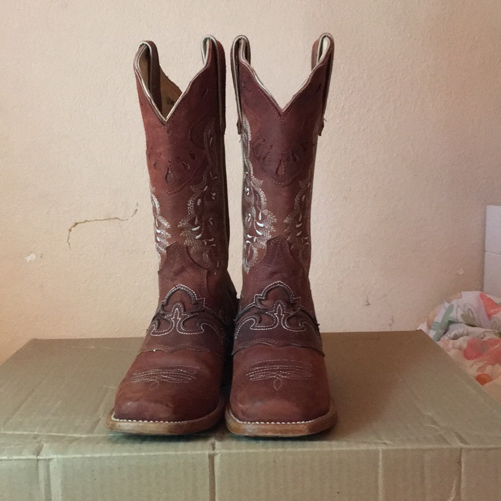 cowgirl boots